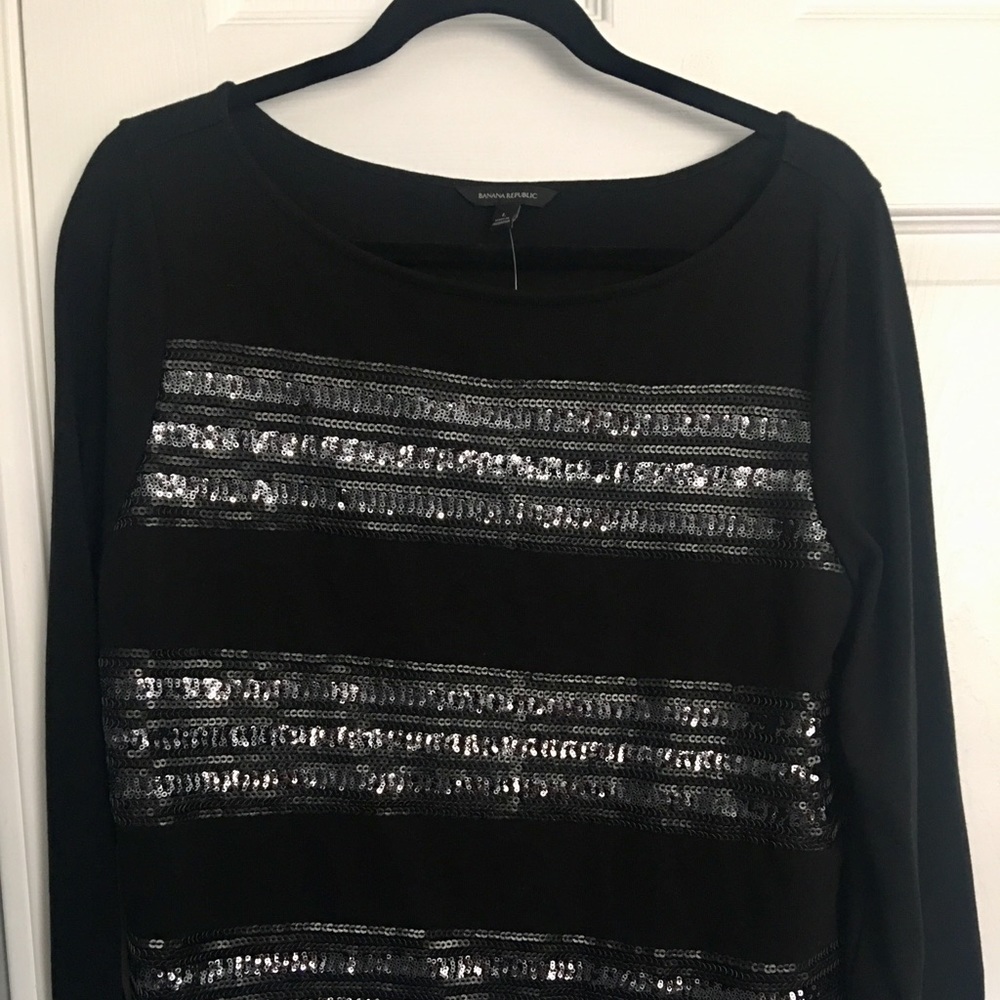 Banana Republic black sequined sweater